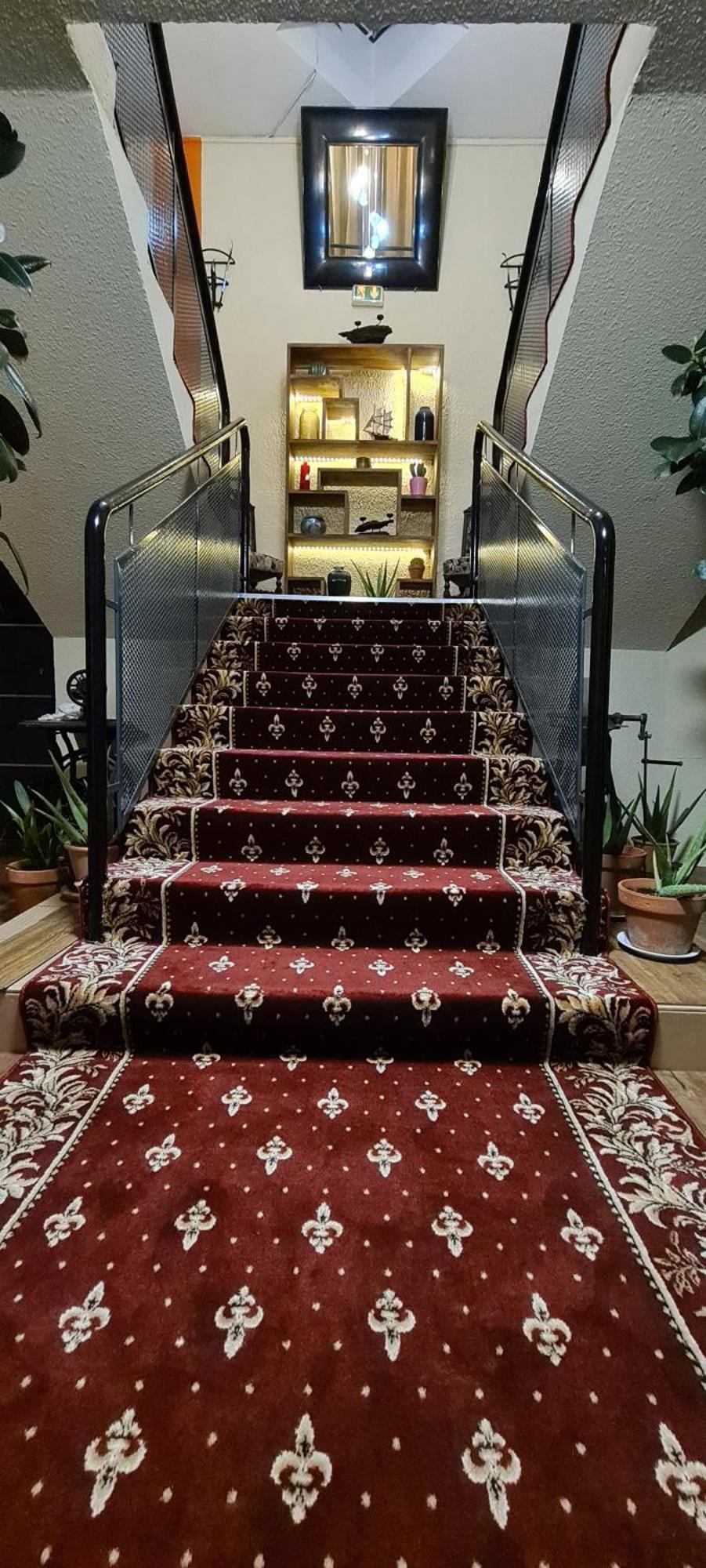 Hotel L'Etoile Aeroport - A61 Carcassonne Esterno foto