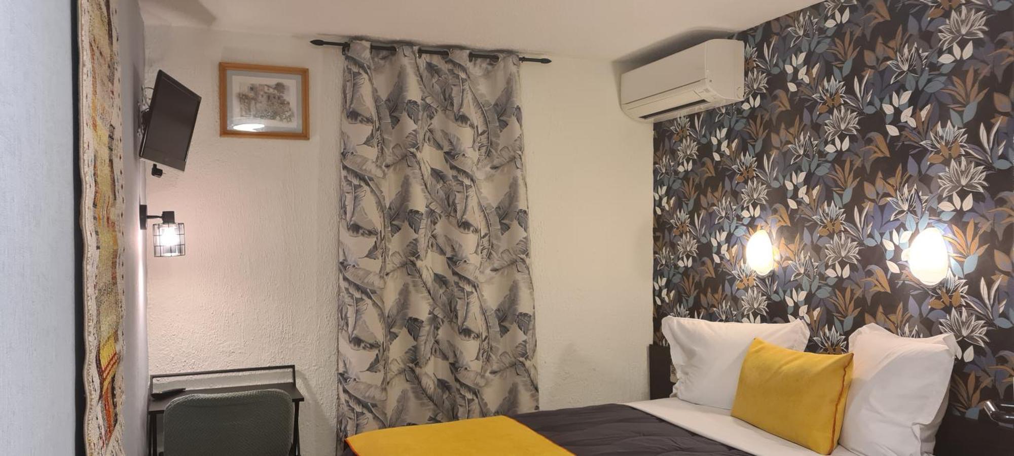 Hotel L'Etoile Aeroport - A61 Carcassonne Esterno foto